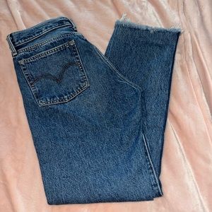 Levi’s wedgie straight jeans size 29